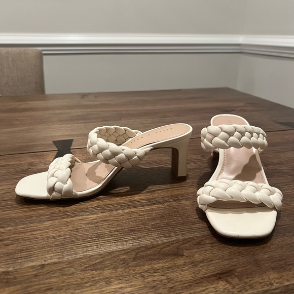 Kelly and Katie white sandals - Picture 1 of 3